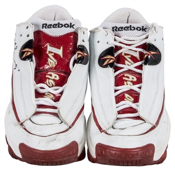 1997-98 Allen Iverson Game Used & Signed Reebok The Answer Sneakers (MEARS & Beckett)